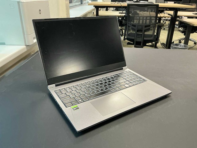 Bto np55db gaming laptop - afbeelding 1 van  10