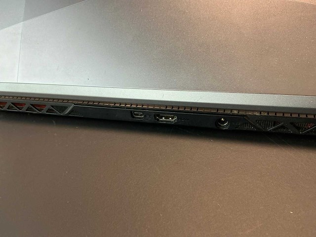 Bto np55db gaming laptop - afbeelding 7 van  10