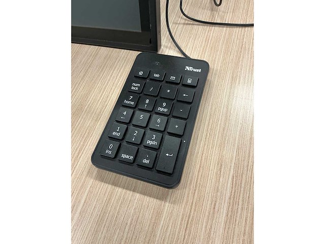 Btronics - 15st7m - touchscreen monitor (2x) - afbeelding 2 van  6