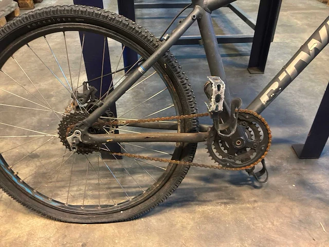 Btwin rockrider 500 mountainbike - afbeelding 4 van  5