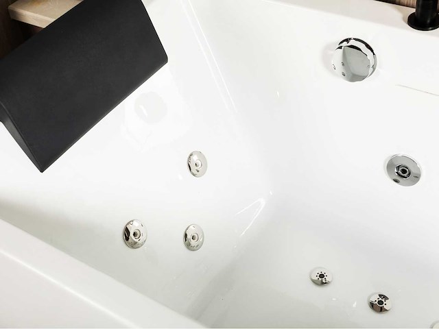 Bubbelbad - vonato - nevira - 0 - half vrijstaand - afbeelding 4 van  8