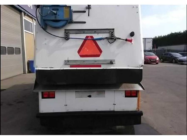 Bucher - citycat 5000 - road and yard sweeper - 2006 - afbeelding 4 van  13