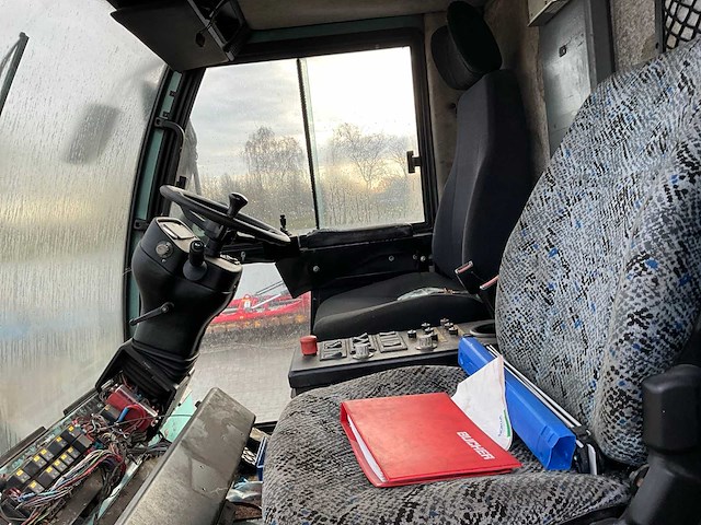 Bucher citycat 5000 straatveegmachine - afbeelding 15 van  15