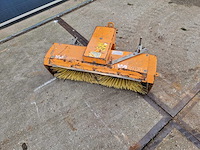 Bucher maaier met hulpstukken - afbeelding 13 van  15