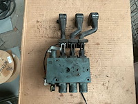 Buchholz av 5371 ventielenblok - afbeelding 3 van  4