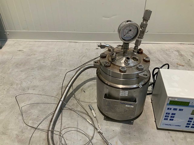 Buchiglasuster - chemische hoge drukreactor - 1x metalen tank - afbeelding 3 van  7