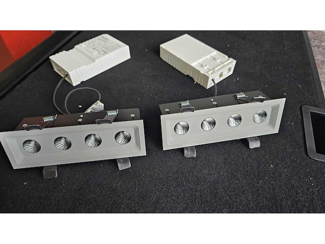 Buck - inbouwspot led - micro md4 35dg/840 ho bss - lichtbron (2x) - afbeelding 1 van  5