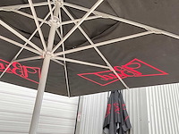 Budweiser parasols (2x) - afbeelding 13 van  26
