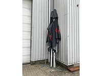 Budweiser parasols (2x) - afbeelding 15 van  26