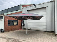 Budweiser parasols (2x) - afbeelding 20 van  26