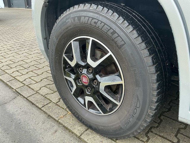 Buerstner bc6003 camper - afbeelding 9 van  47
