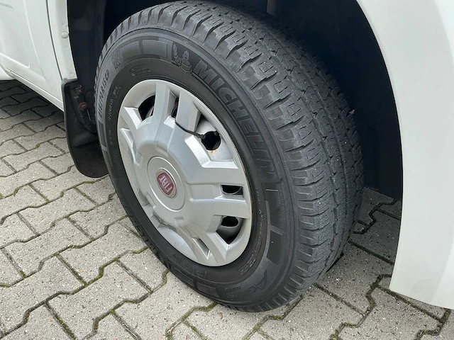 Buerstner but660 camper - afbeelding 10 van  51
