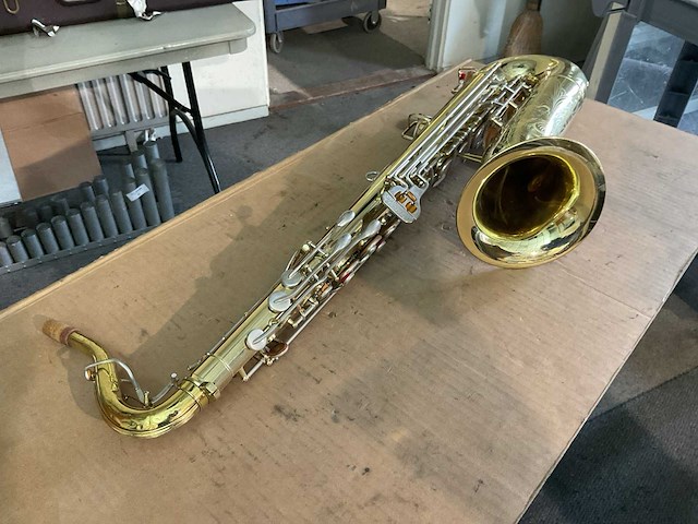 Buescher 400 saxofoon - afbeelding 6 van  8