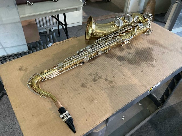 Buescher aristocrat 200 saxofoon - afbeelding 2 van  7