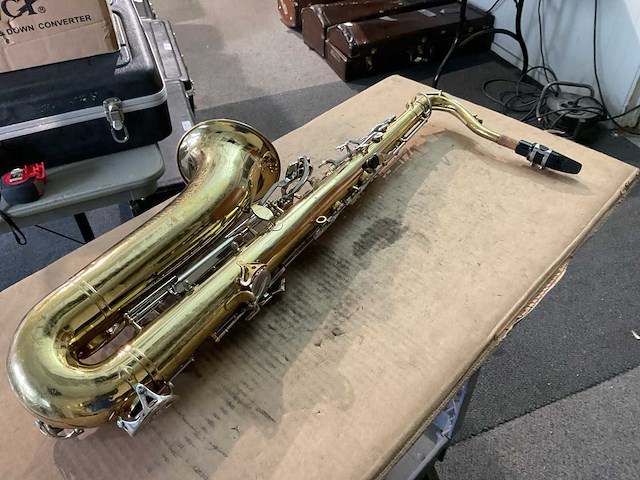 Buescher aristocrat 200 saxofoon - afbeelding 3 van  7