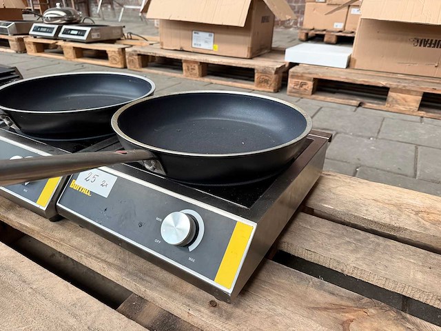 Buffalo - professionele inductiekookplaat met pan (2x) - afbeelding 3 van  6