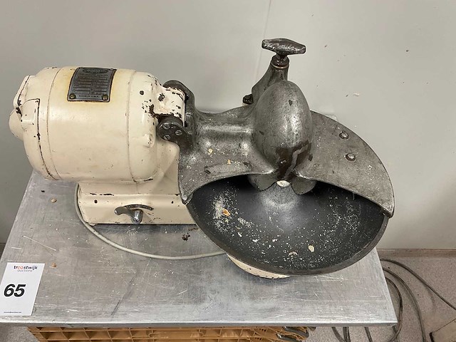 Buffalo 8141 bowl cutter - afbeelding 4 van  6