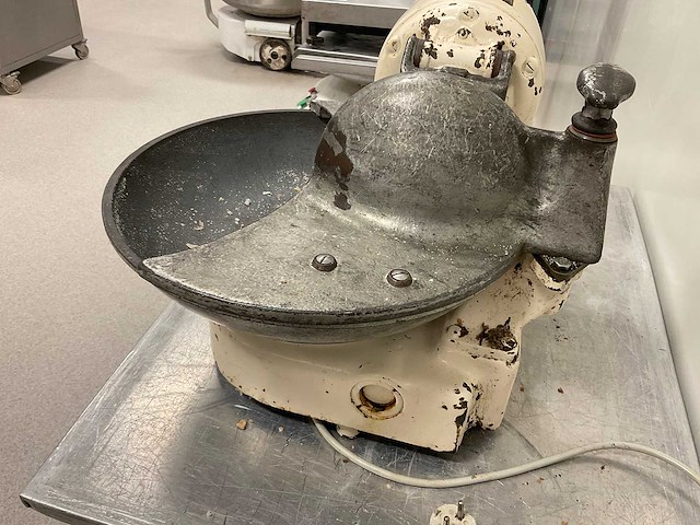 Buffalo 8141 bowl cutter - afbeelding 6 van  6