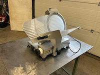 Buffalo bevroren vleessnijmachine - afbeelding 1 van  4