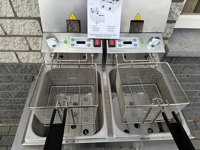 Buffalo ongebruikt - 2 pans 2x 8l - friteuse - afbeelding 3 van  6