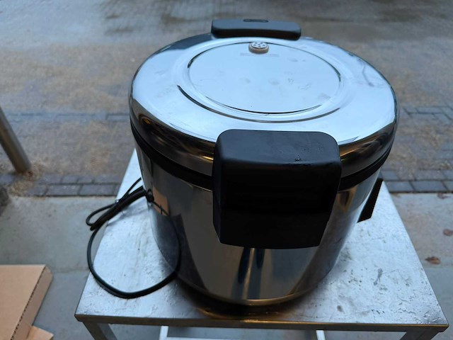 Buffalo ongebruikt - rice cooker 6l - kookketel / rijstkoker - afbeelding 1 van  4