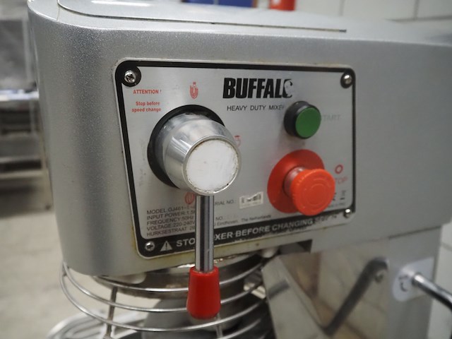 Buffalo - afbeelding 9 van  10