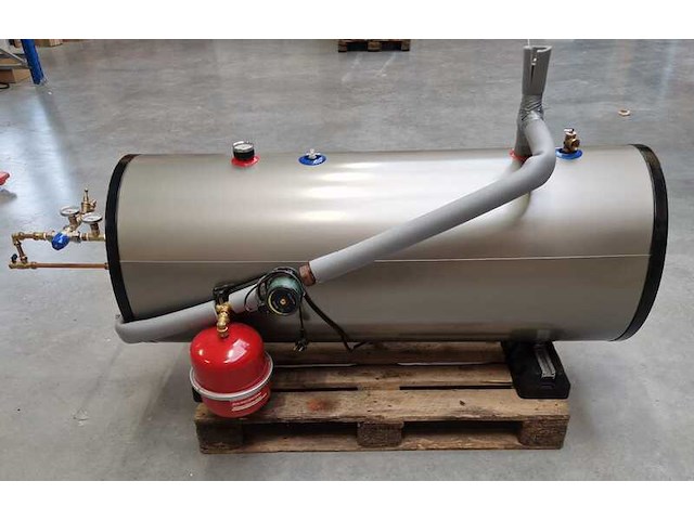 Buffervat rvs met tapspiraal 300l horizontaal - test opstelling compeet met thermisch element, pomp, expansievat, mengkraan etc., rvs - afbeelding 1 van  3