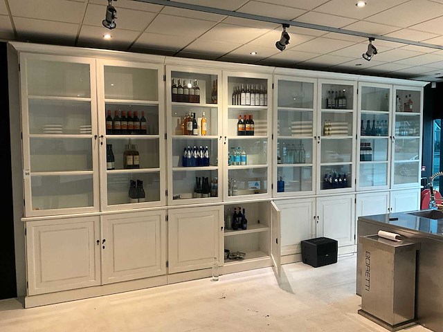 Buffetkast (4x) - afbeelding 1 van  4