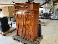 Buffetkast met spiegel - afbeelding 1 van  6