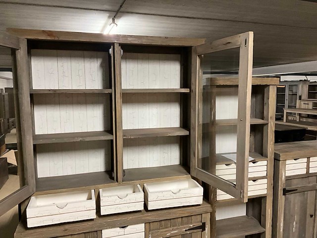 Buffetkast oud hout - afbeelding 6 van  10