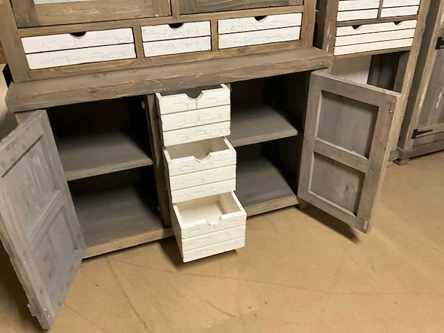 Buffetkast oud hout - afbeelding 6 van  6