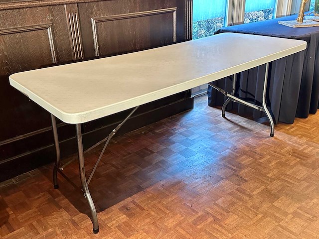 Buffettafel met opklapbare poten (3x) - afbeelding 1 van  3