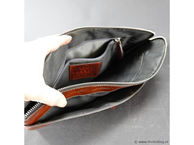 Bugatti domus lederen documententas, laptoptas, aktetas - afbeelding 3 van  5