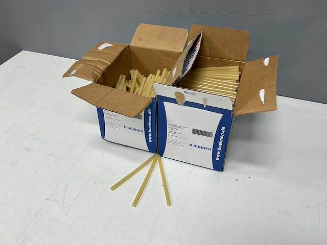 Bühnen hot melt lijm sticks (658x) - afbeelding 1 van  8
