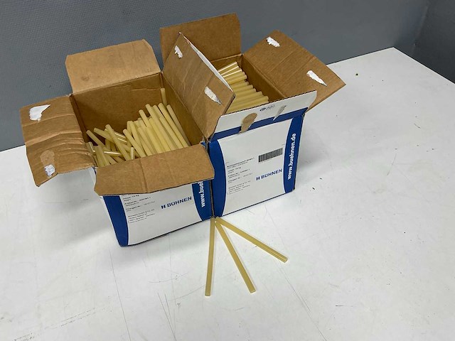 Bühnen hot melt lijm sticks (658x) - afbeelding 3 van  8