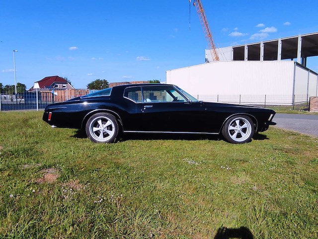 Buick - 1971 - riviera - boattail - personenauto - afbeelding 2 van  28