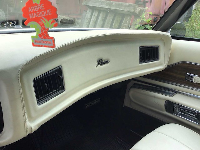 Buick - 1971 - riviera - boattail - personenauto - afbeelding 9 van  28