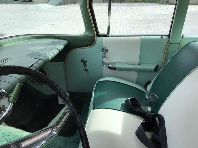 Buick - le sabre - oldtimer - afbeelding 3 van  33