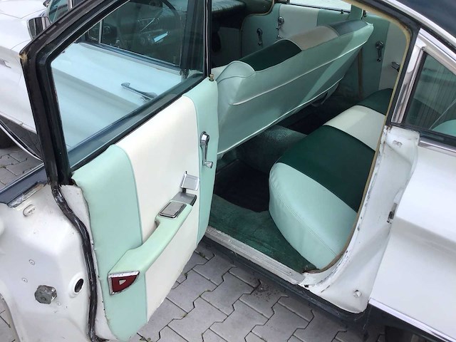 Buick - le sabre - oldtimer - afbeelding 11 van  33