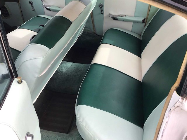 Buick - le sabre - oldtimer - afbeelding 13 van  33