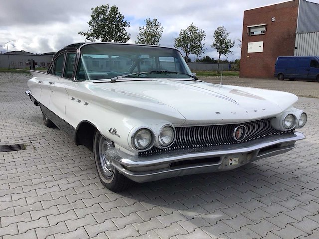 Buick - le sabre - oldtimer - afbeelding 31 van  33