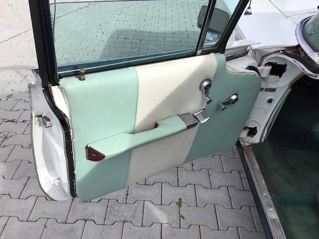 Buick - le sabre - oldtimer - afbeelding 33 van  33