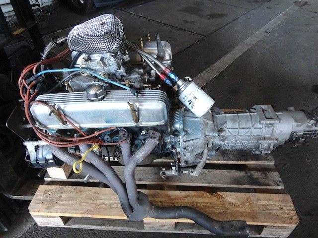 Buick 215 cid aluminum v8 engine & manual gearbox | original classic drivetrain - afbeelding 19 van  26