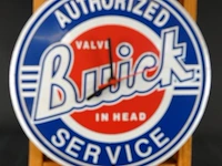 Buick authorized service-wandklok