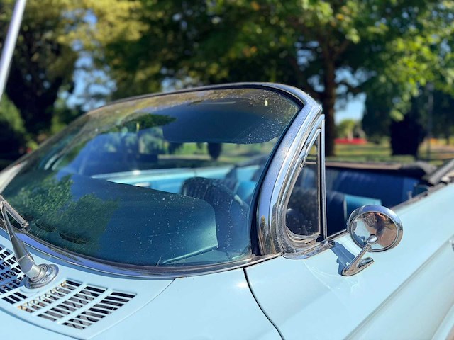 Buick invicta wildcat convertible - oldtimer - afbeelding 13 van  17