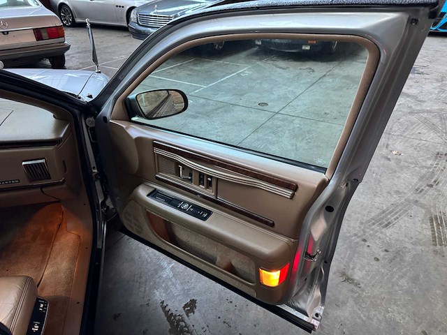 Buick roadmaster estate wagon begrafenisauto 5.7 1996, 92-hv-bb - afbeelding 14 van  41