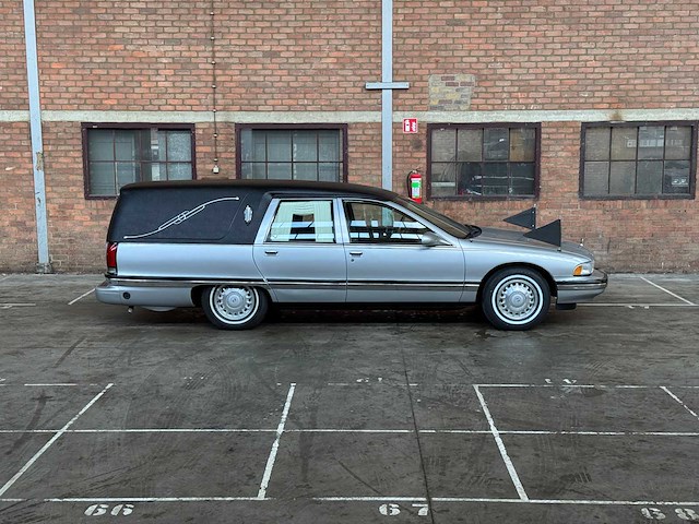 Buick roadmaster estate wagon begrafenisauto 5.7 1996, 92-hv-bb - afbeelding 40 van  41