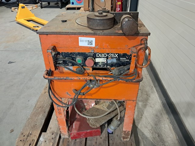 Buigmachine 20mm mechanisch 230v bendof, dbd25, bouwjaar 2008 - afbeelding 3 van  10