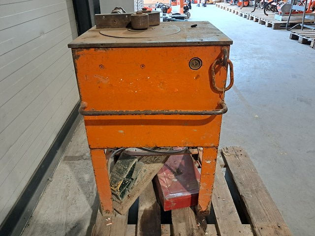 Buigmachine 20mm mechanisch 230v bendof, dbd25, bouwjaar 2008 - afbeelding 4 van  10