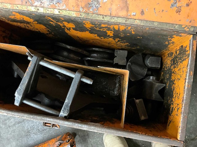 Buigmachine - afbeelding 4 van  5